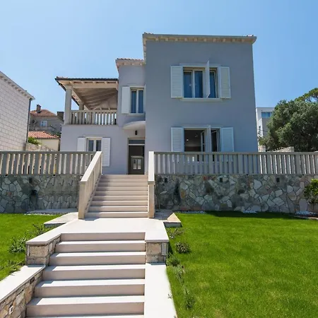 Enigma Villa