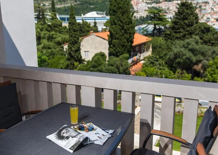 Enigma Villa