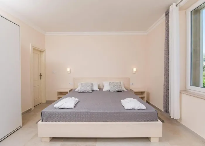 Villa Enigma *