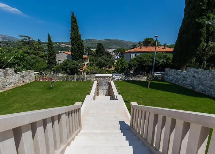 Villa Enigma