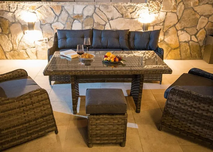 Villa Enigma *